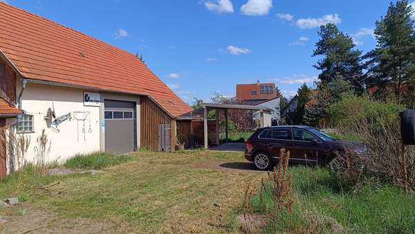Blick vom Haus auf Grundstück - Einfamilienhaus in 99880 Waltershausen mit 110m² kaufen
