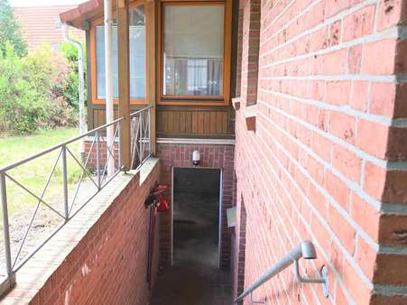 Kellerzugang - Einfamilienhaus in 29386 Hankensbüttel mit 218m² günstig kaufen