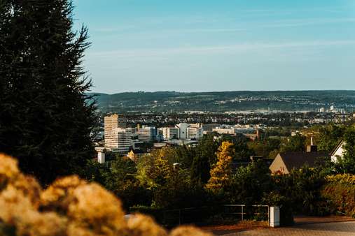 Ausblick - Einfamilienhaus in 56075 Koblenz mit 250m² kaufen