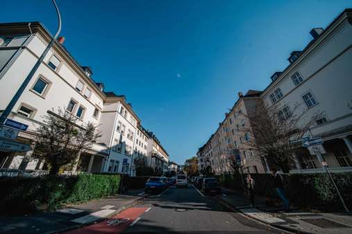 Straße - Erdgeschosswohnung in 56068 Koblenz mit 170m² kaufen