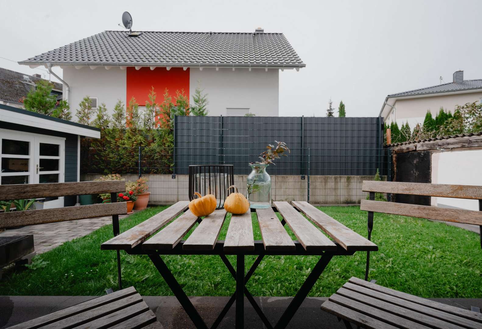 Blick von Terrasse - Erdgeschosswohnung in 56179 Niederwerth mit 95m² kaufen