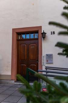 Eingang - Galerie in 56068 Koblenz mit 80m² kaufen