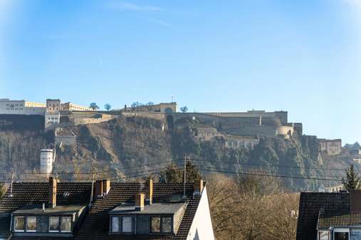 Ausblick - Dachgeschosswohnung in 56070 Koblenz mit 106m² kaufen