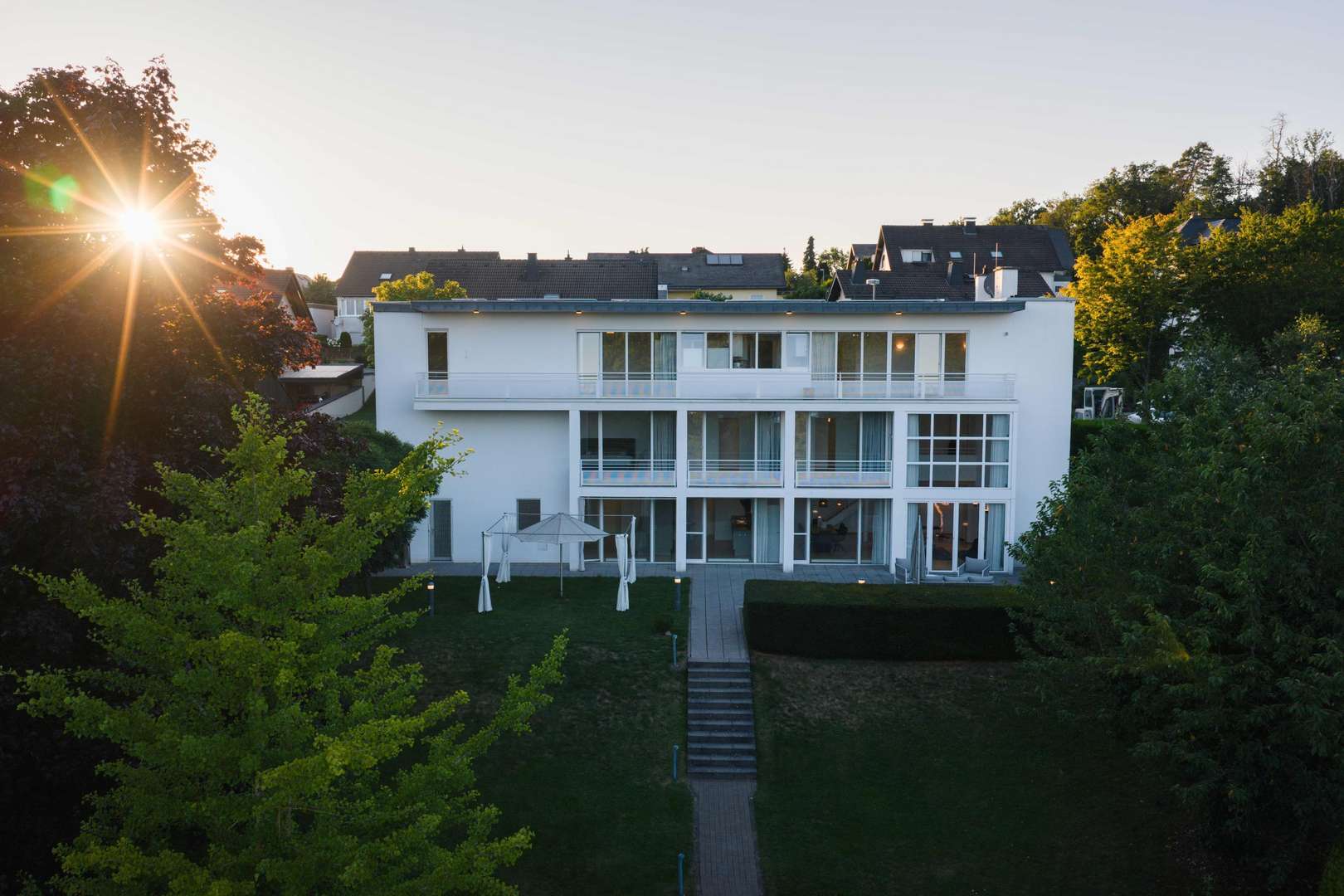 Impressionen Außenansicht Impressionen Außenansicht - Villa in 56281 Emmelshausen mit 330m² kaufen
