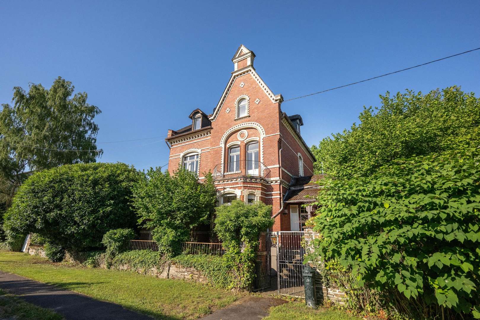 Ansicht - Einfamilienhaus in 56075 Koblenz mit 225m² kaufen