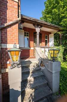 Zugang - Einfamilienhaus in 56075 Koblenz mit 225m² kaufen