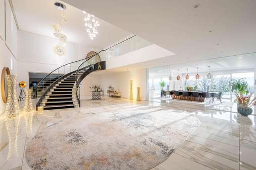 Eingangsbereich Eingangsbereich - Villa in 56075 Koblenz mit 1500m² kaufen