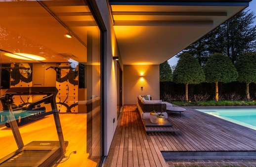 Poolhaus - Villa in 56075 Koblenz mit 290m² kaufen