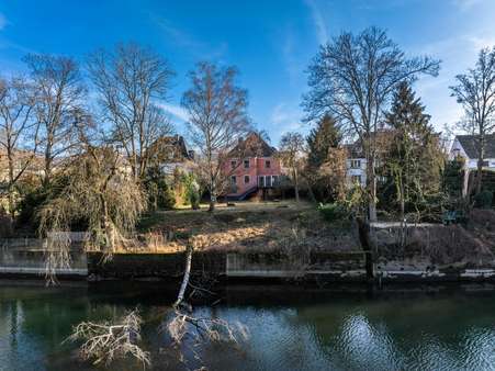 Rückansicht Rückansicht - Villa in 56075 Koblenz mit 320m² kaufen