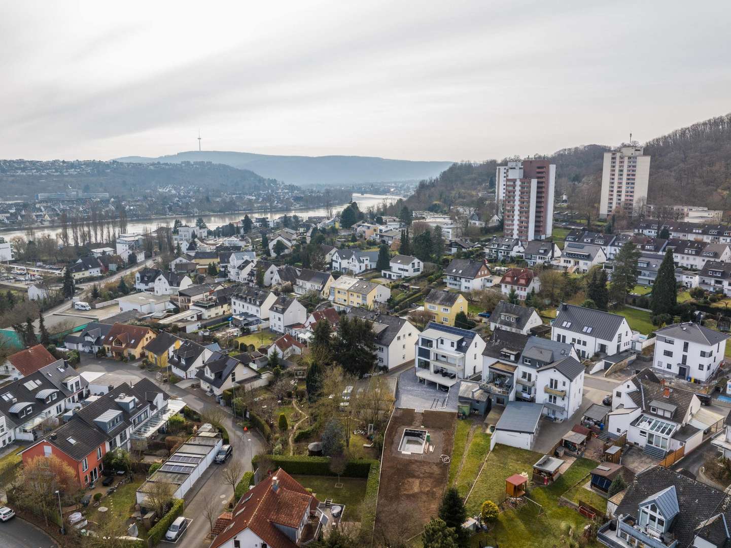Einbindung in Umgebung Einbindung in Umgebung - Mehrfamilienhaus in 56072 Koblenz mit 227m² kaufen
