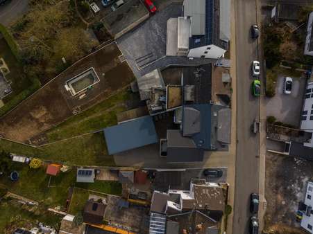 Vogelperspektive Vogelperspektive - Mehrfamilienhaus in 56072 Koblenz mit 227m² kaufen