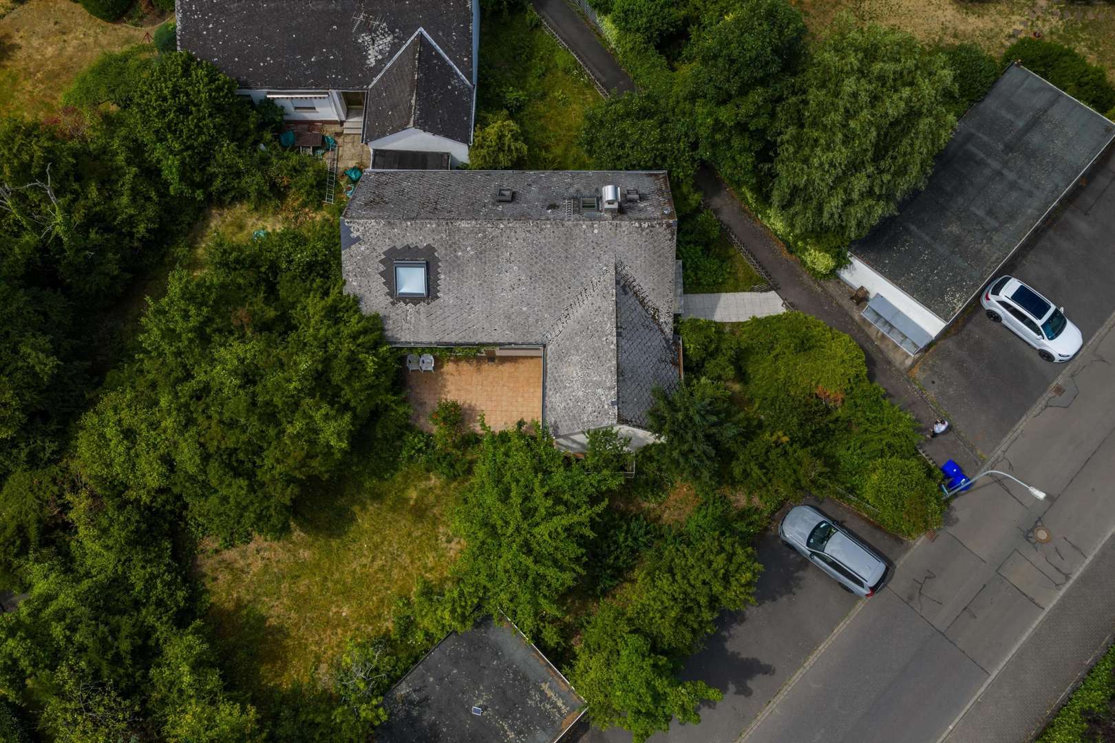 Vogelperspektive Vogelperspektive - Einfamilienhaus in 56075 Koblenz mit 165m² kaufen