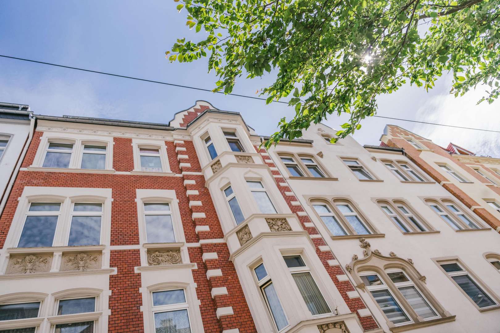 AUßenansicht - Etagenwohnung in 56068 Koblenz mit 80m² kaufen