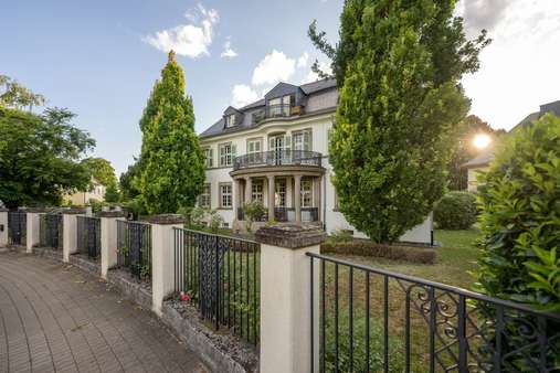 Außenansicht - Mehrfamilienhaus in 60322 Frankfurt mit 556m² kaufen
