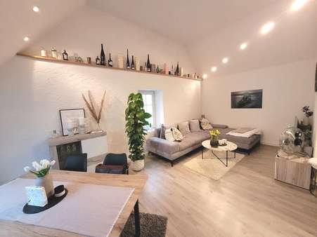 Wohn- Essbereich - Maisonette-Wohnung in 56072 Koblenz mit 84m² kaufen