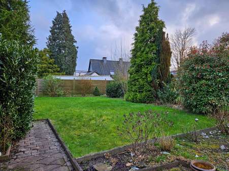 Garten - Doppelhaushälfte in 44357 Dortmund mit 111m² kaufen
