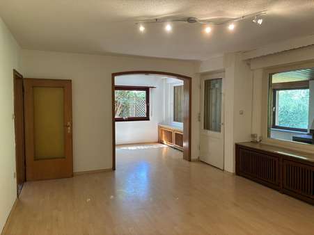 Wohnzimmer - Doppelhaushälfte in 44892 Bochum mit 100m² kaufen