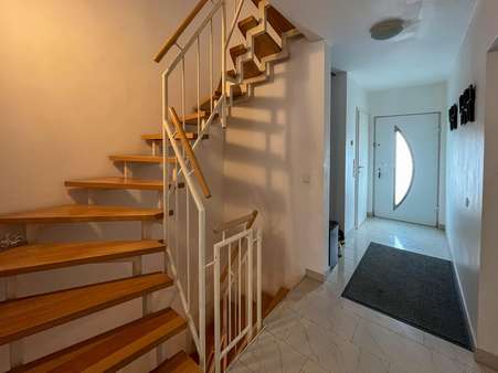 Eingangsbereich Eingangsbereich - Reihenendhaus in 58455 Witten mit 147m² kaufen