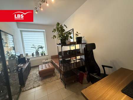 Kinderzimmer/Büro Kinderzimmer/Büro - Etagenwohnung in 44809 Bochum mit 95m² kaufen