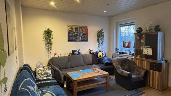 Wohnzimmer - Etagenwohnung in 44894 Bochum mit 120m² kaufen