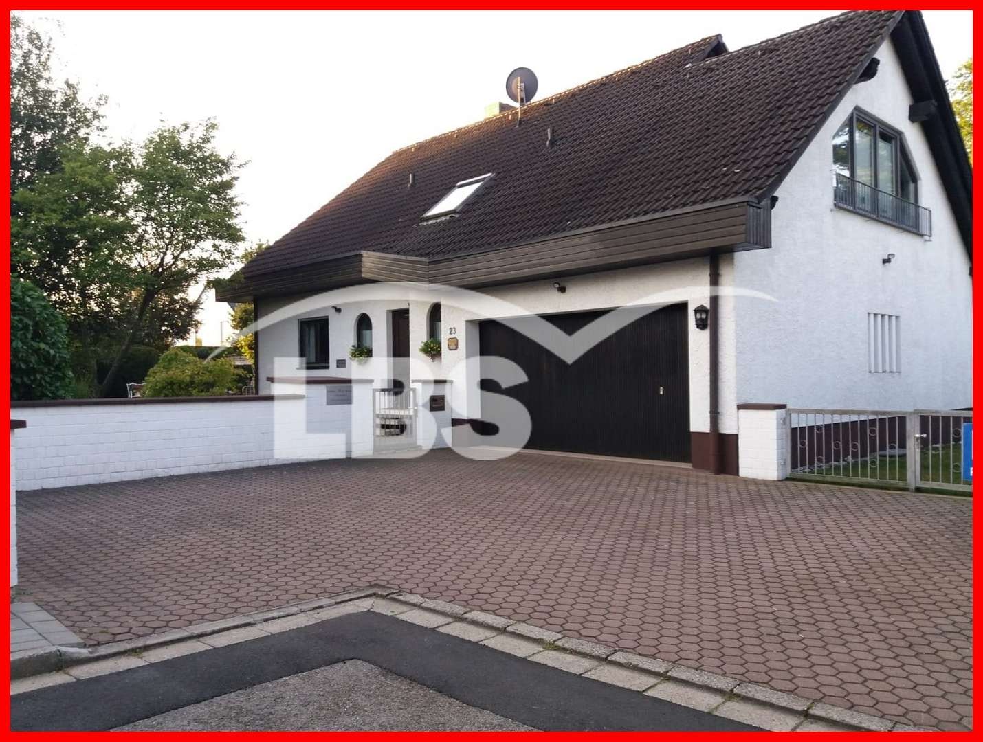 Außen_Eingang - Einfamilienhaus in 92353 Postbauer-Heng mit 198m² kaufen