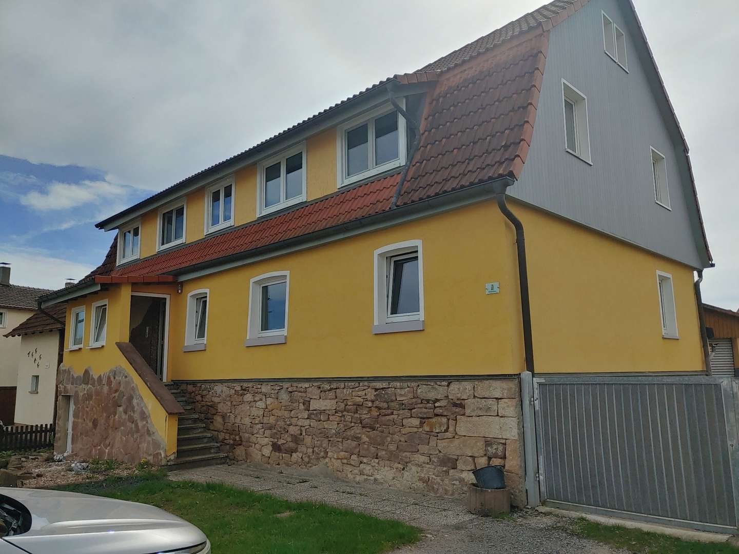 Oberelsbach - Einfamilienhaus in 97656 Oberelsbach mit 220m² kaufen
