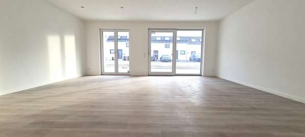 2WZ - Erdgeschosswohnung in 87748 Fellheim mit 122m² kaufen