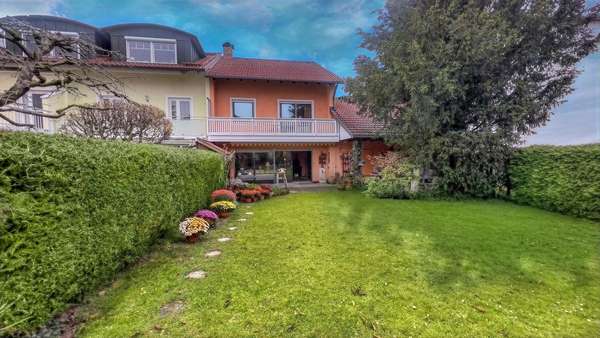 Großer Garten - Doppelhaushälfte in 85386 Eching mit 153m² kaufen