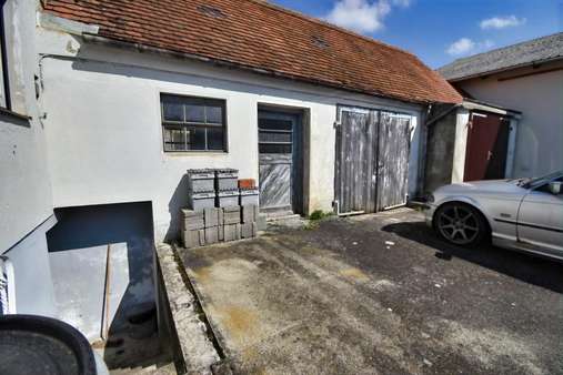 Außenansicht Garage - Einfamilienhaus in 86692 Münster mit 137m² kaufen