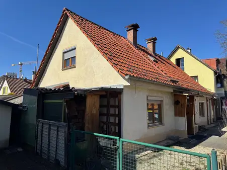 Landsberg - Gemütliches Häuschen mit Investitionsbedarf