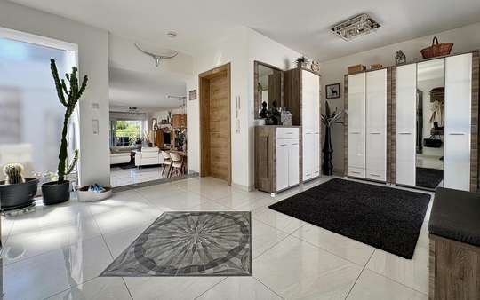 Eingangsbereich Eingangsbereich - Reihenmittelhaus in 86609 Donauwörth mit 165m² kaufen