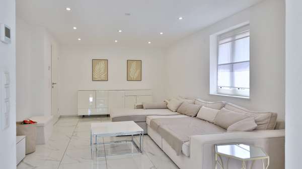 EG_Wohnzimmer - Einfamilienhaus in 89278 Nersingen mit 120m² kaufen