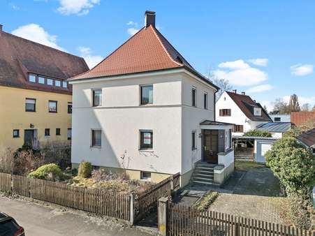 Drohnenaufnahme - Einfamilienhaus in 86637 Wertingen mit 150m² kaufen