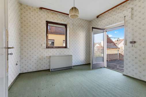Zimmer_Obergeschoss_mit_Terrasse - Einfamilienhaus in 86637 Wertingen mit 150m² kaufen