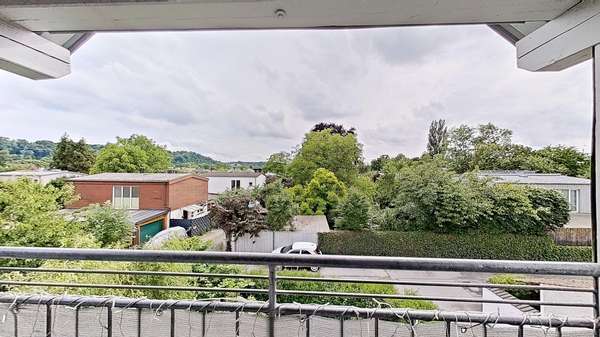 Dachterrasse 1 - Dachgeschosswohnung in 84028 Landshut mit 73m² mieten
