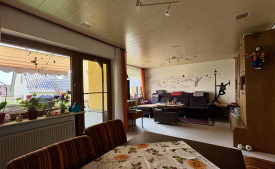Wohnzimmer Erdgeschoss Wohnzimmer Erdgeschoss - Doppelhaushälfte in 89522 Heidenheim mit 133m² kaufen