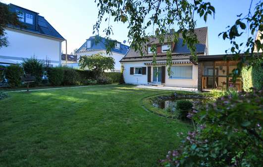 Gartenansicht - Grundstück in 82008 Unterhaching mit 864m² kaufen