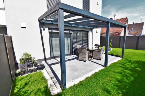 Terrasse - Reiheneckhaus in 86438 Kissing mit 118m² kaufen