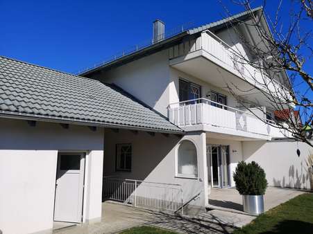 Balkone Terrasse Carport Aussentreppe - Doppelhaushälfte in 82239 Alling mit 146m² kaufen