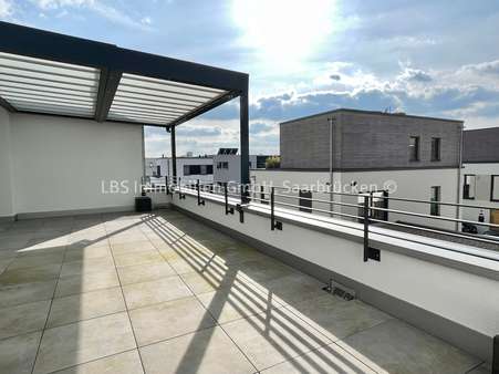 Dachterrasse - Penthouse-Wohnung in 66119 Saarbrücken mit 155m² mieten