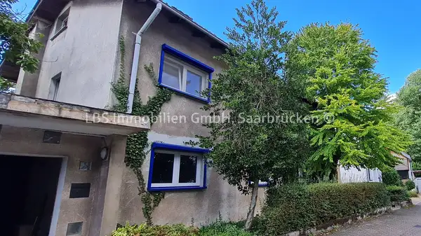 Ein Leben am Schillerpark in Völklingen - Ruhe und Natur durch Waldrandlage 