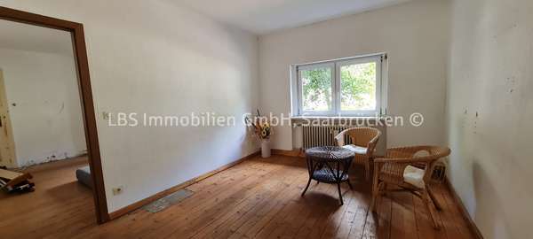 Schlafzimmer EG - Einfamilienhaus in 66333 Völklingen mit 220m² kaufen