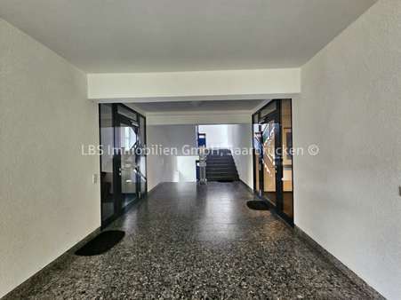 Eingangsbereich - Büro in 66450 Bexbach mit 191m² mieten