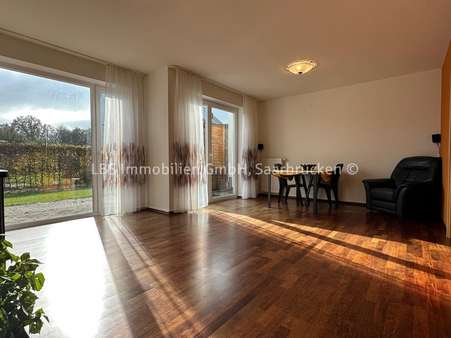 Wohnzimmer - Reihenmittelhaus in 54296 Trier mit 132m² kaufen