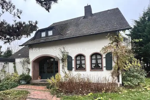 romantisches Einfamilienhaus ist begehrter Wohnlage von Dillingen