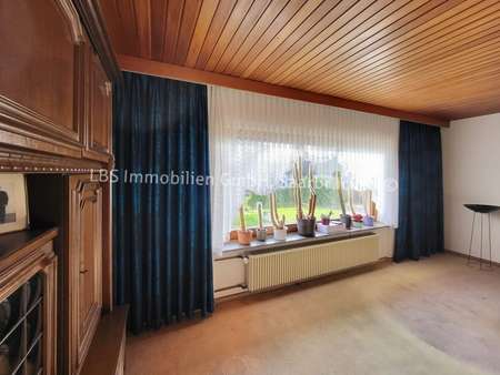 EG - Wohnzimmer - Zweifamilienhaus in 66679 Losheim mit 250m² kaufen