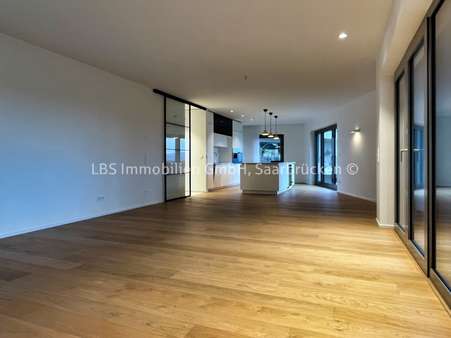 Wohn- / Essbereich Wohn- / Essbereich - Etagenwohnung in 66117 Saarbrücken mit 134m² kaufen