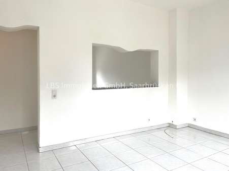 Wohnbereich - Zweifamilienhaus in 66121 Saarbrücken mit 170m² kaufen