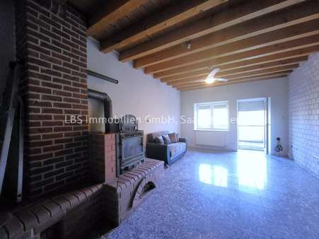 OG - Wohnzimmer - Maisonette-Wohnung in 66679 Losheim mit 112m² kaufen