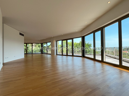 Exklusives Penthouse mit spektakulärem Weitblick über Saarbrücken